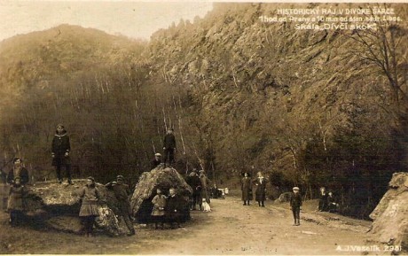 divci-skok-v-sarce